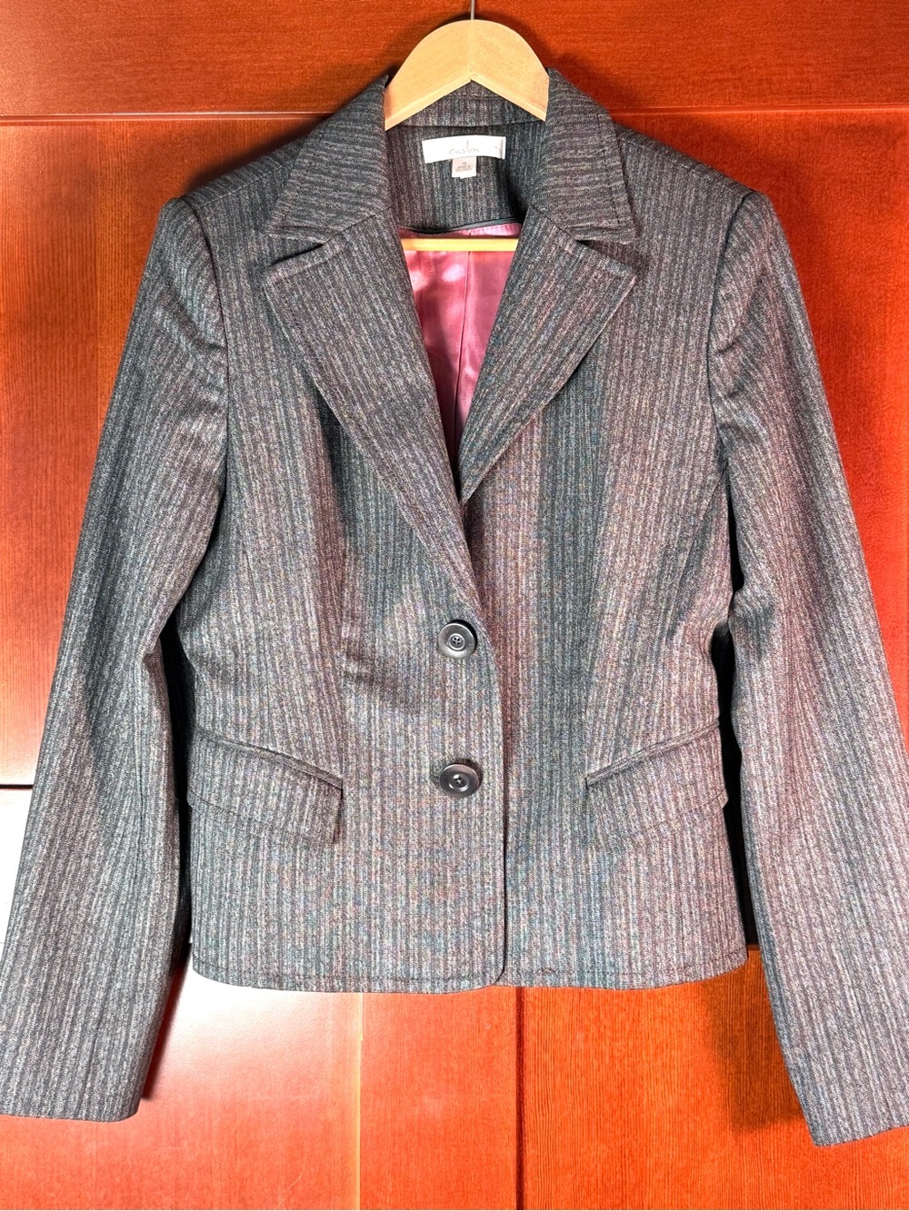Caslon Size 14 Y2K Charcoal Gray Pinstripe Blazer Pink Lining Tailored